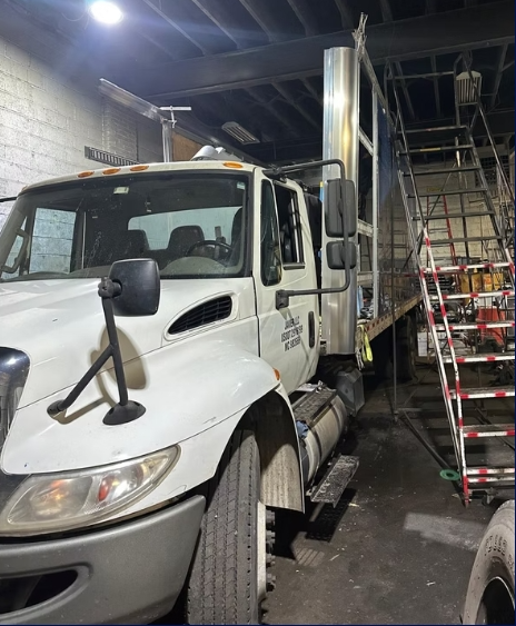 Box truck side panel replacement